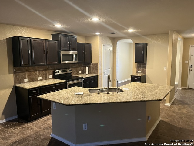 Image 5 of 36 For 1446 Scent Of Basil