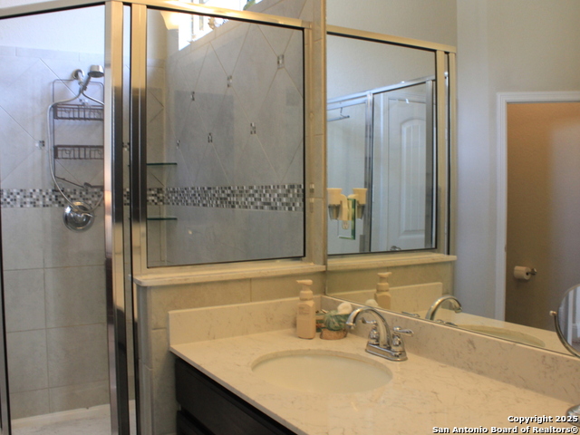 Listing photo id 17 for 17431 Moscato