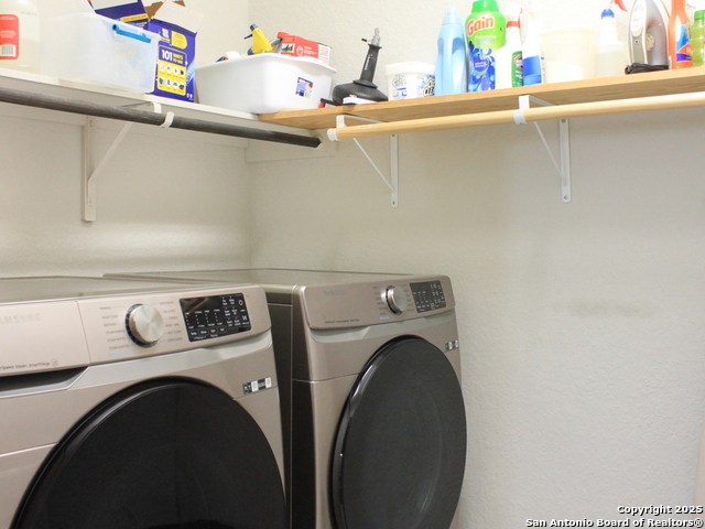 Listing photo id 21 for 17431 Moscato