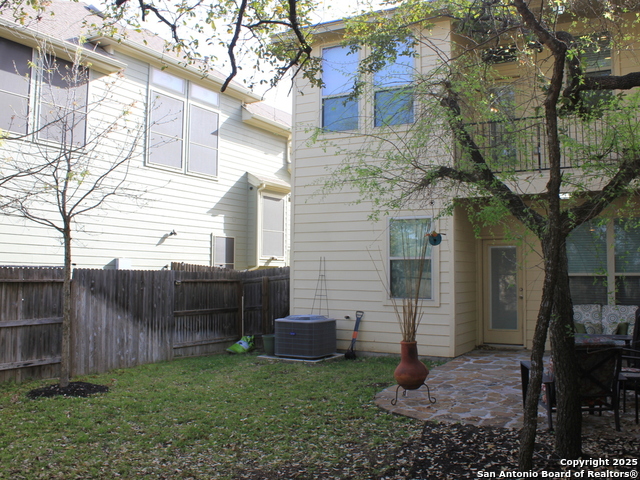 Listing photo id 24 for 17431 Moscato