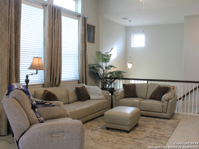 Listing photo id 6 for 17431 Moscato