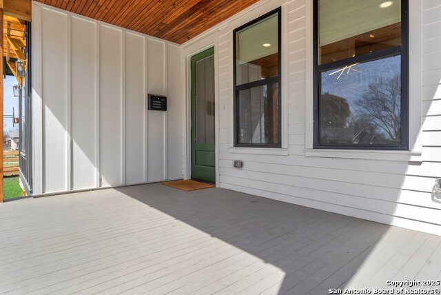 Image 12 of 85 For 211 Bailey Ave