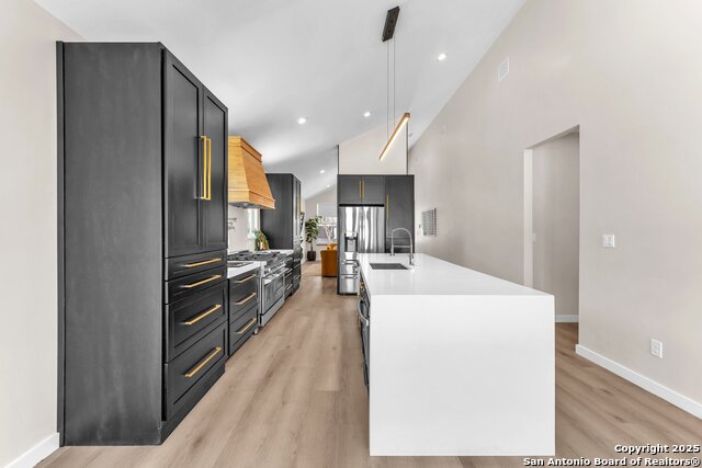 Image 29 of 85 For 211 Bailey Ave