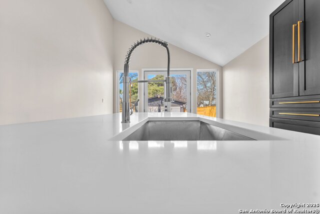 Image 49 of 85 For 211 Bailey Ave