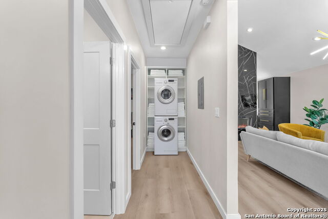 Image 72 of 85 For 211 Bailey Ave