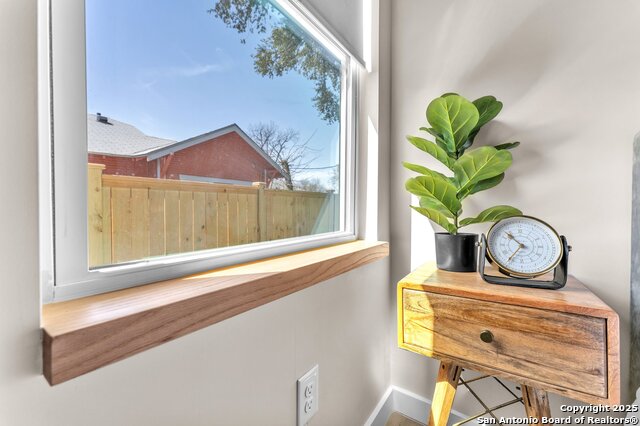 Image 73 of 85 For 211 Bailey Ave