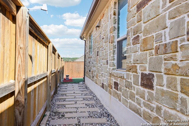 Image 32 of 37 For 239 Bamberger