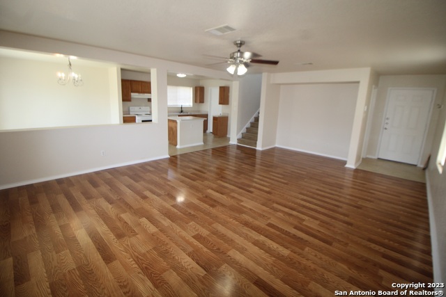 Image 6 of 17 For 9822 Barhill Bay