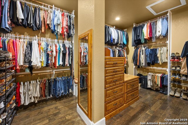 Listing photo id 25 for 116 Marquise