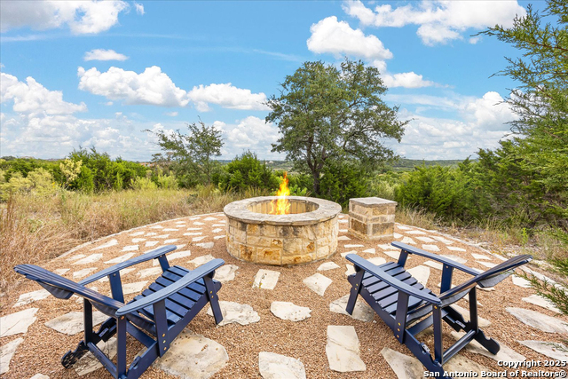 Listing photo id 56 for 116 Marquise