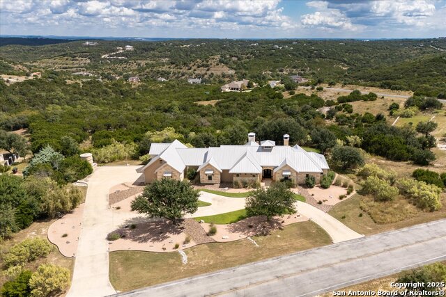 Listing photo id 62 for 116 Marquise