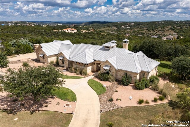 Listing photo id 64 for 116 Marquise