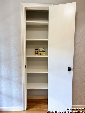 Image 16 of 44 For 8611 Datapoint 4