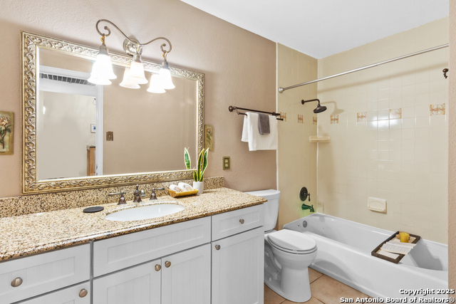 Image 26 of 44 For 8611 Datapoint 4