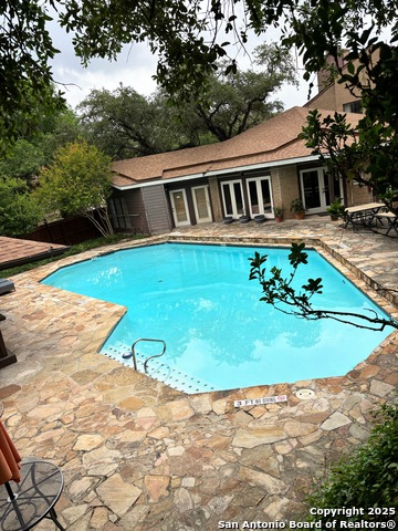 Image 35 of 44 For 8611 Datapoint 4