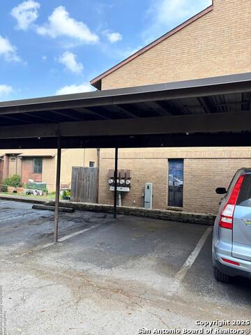 Image 43 of 44 For 8611 Datapoint 4