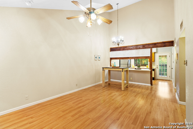 Image 6 of 44 For 8611 Datapoint 4