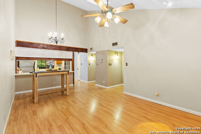 Image 8 of 44 For 8611 Datapoint 4