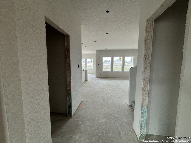 Listing photo id 8 for 12856 Red Apple Rd.