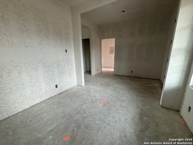 Listing photo id 10 for 12856 Red Apple Rd.
