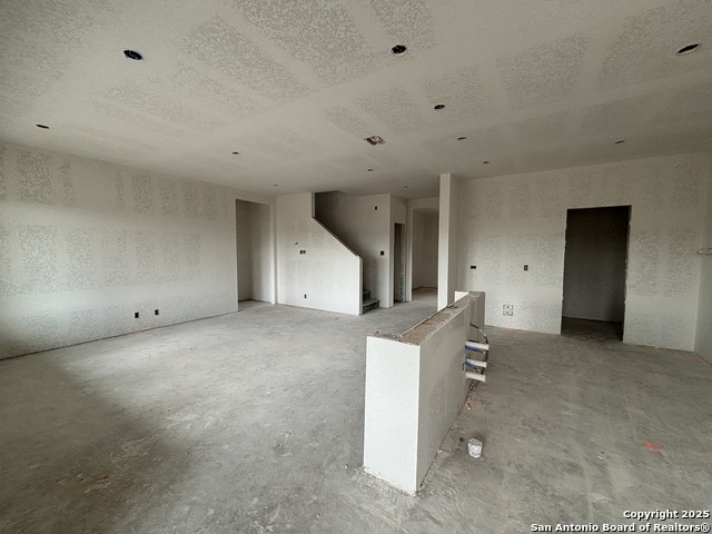 Listing photo id 13 for 12856 Red Apple Rd.