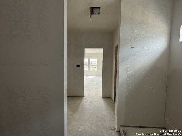 Listing photo id 21 for 12856 Red Apple Rd.