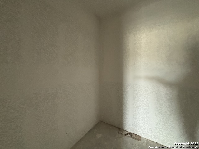Listing photo id 23 for 12856 Red Apple Rd.