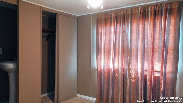 Image 15 of 19 For 7339 Myna Bird