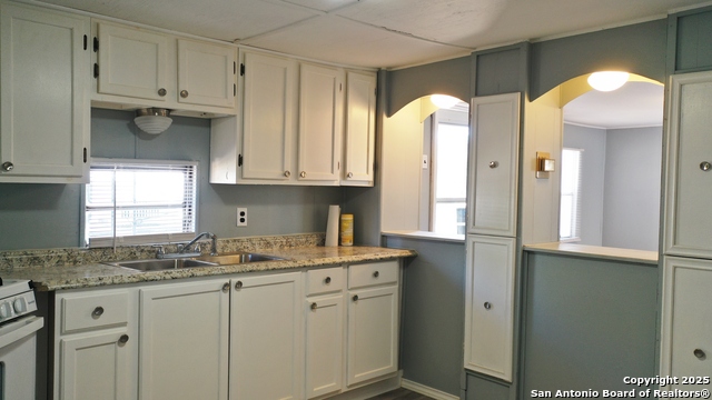 Image 9 of 19 For 7339 Myna Bird