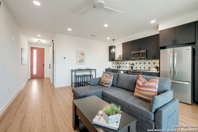 Image 5 of 18 For 2165 Gabriels Place  1206