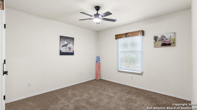 Listing photo id 20 for 8227 Coppergate