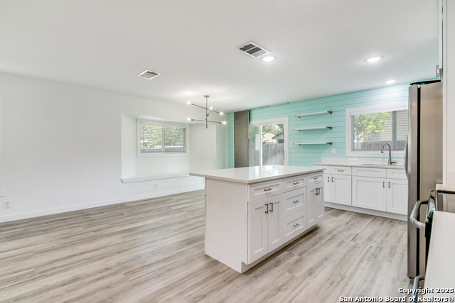 Image 13 of 25 For 9311 Bendell