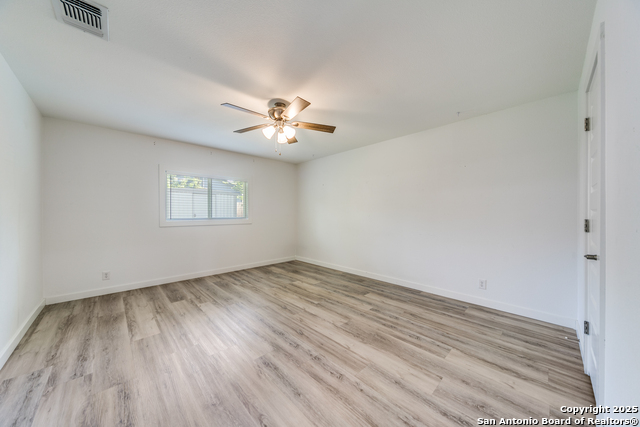 Image 16 of 25 For 9311 Bendell