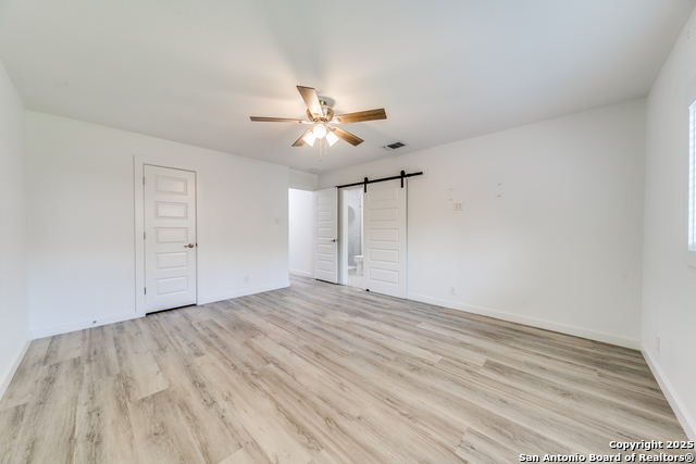 Image 17 of 25 For 9311 Bendell