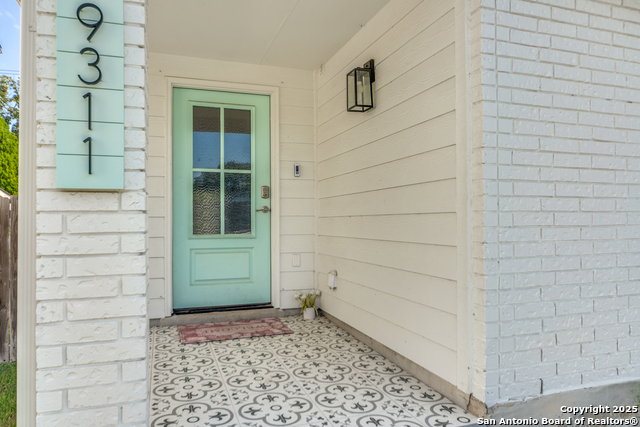 Image 3 of 25 For 9311 Bendell