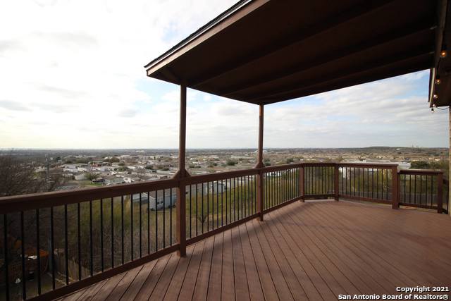 Image 17 of 26 For 13407 Loma Sierra