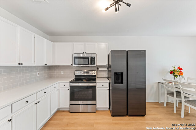 Image 10 of 31 For 3406 Ridge Ranch