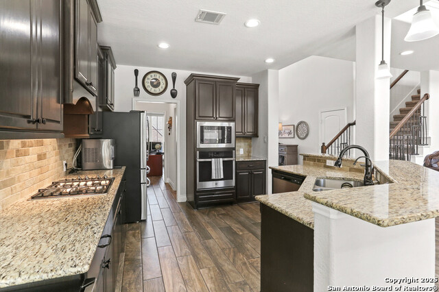 Image 13 of 48 For 14042 Gemma