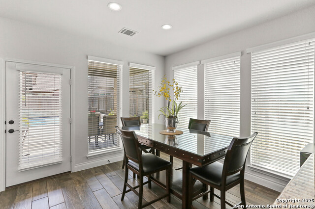 Image 17 of 48 For 14042 Gemma