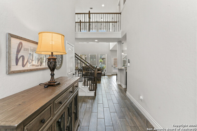 Image 3 of 48 For 14042 Gemma