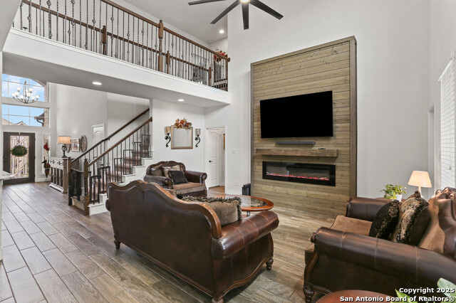 Image 8 of 48 For 14042 Gemma