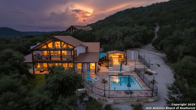 Details for 319 Bent River, ConCan, TX 78838