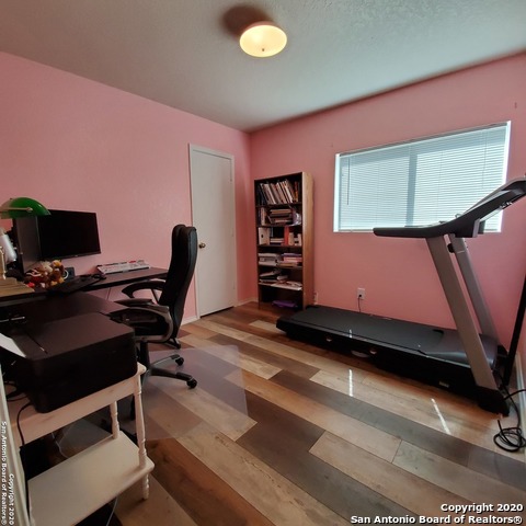 Image 10 of 21 For 10006 Sungate Park