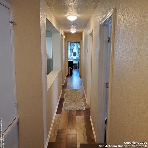 Image 14 of 21 For 10006 Sungate Park