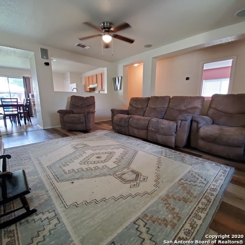 Image 9 of 21 For 10006 Sungate Park