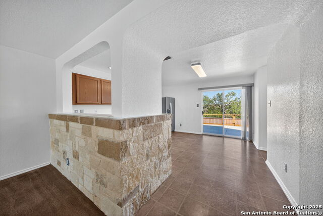 Image 10 of 33 For 6819 Dulce Meadow