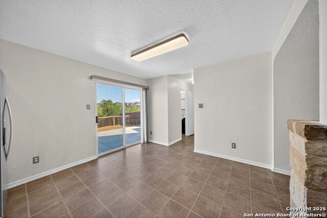 Image 12 of 33 For 6819 Dulce Meadow