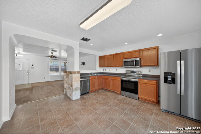 Image 14 of 33 For 6819 Dulce Meadow