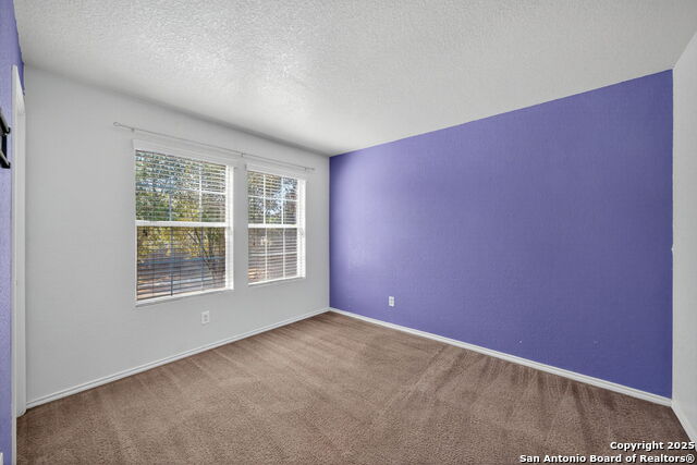 Image 23 of 33 For 6819 Dulce Meadow