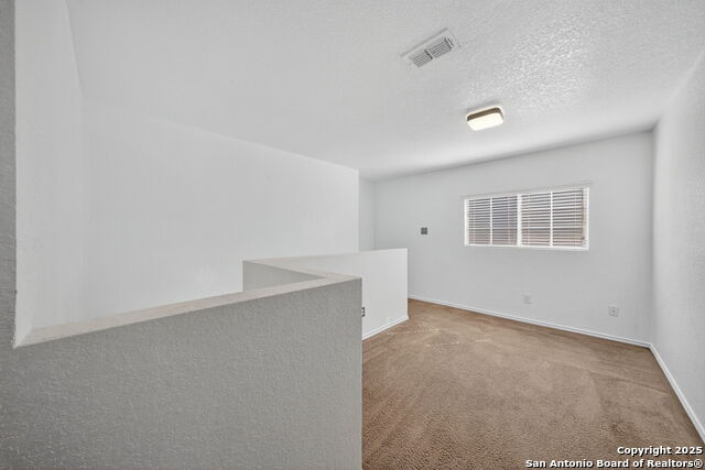 Image 26 of 33 For 6819 Dulce Meadow